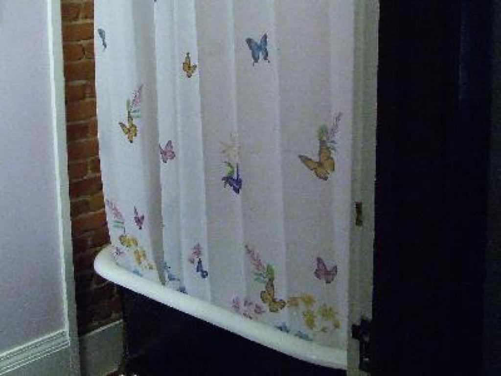 The Jewell Of Vienna Bed & Breakfast Room photo
